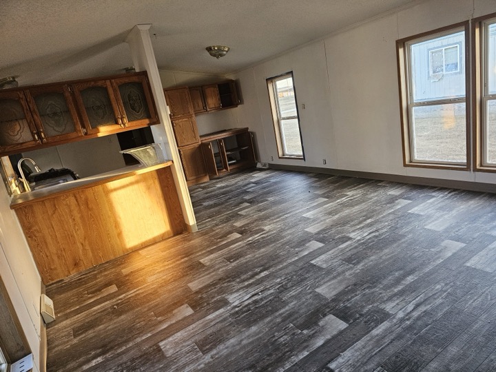Kitchen and dining area